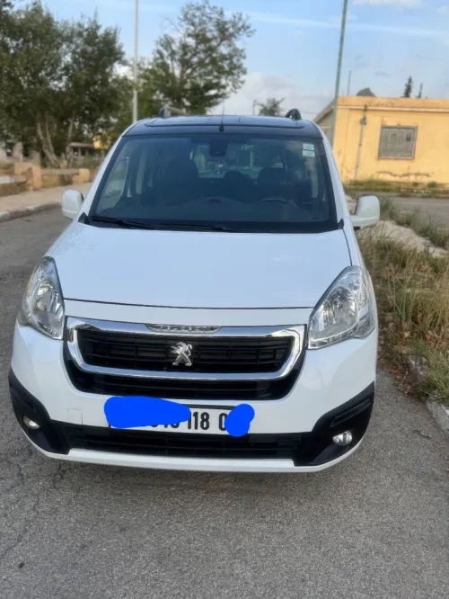 Peugeot Partner 2018 Tepee Allure 