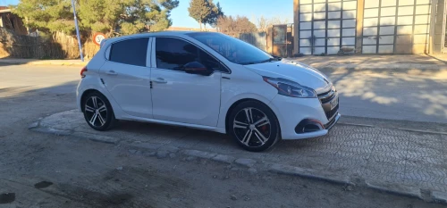 Peugeot 208 2017 GT Line