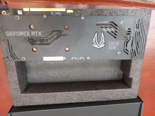 RTX 3070TI ZOTAC TRINITY 8GB VRAM 3 VENTILOS RGB