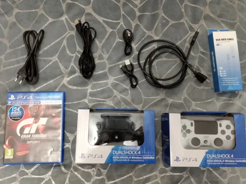 PlayStation 4 Slim