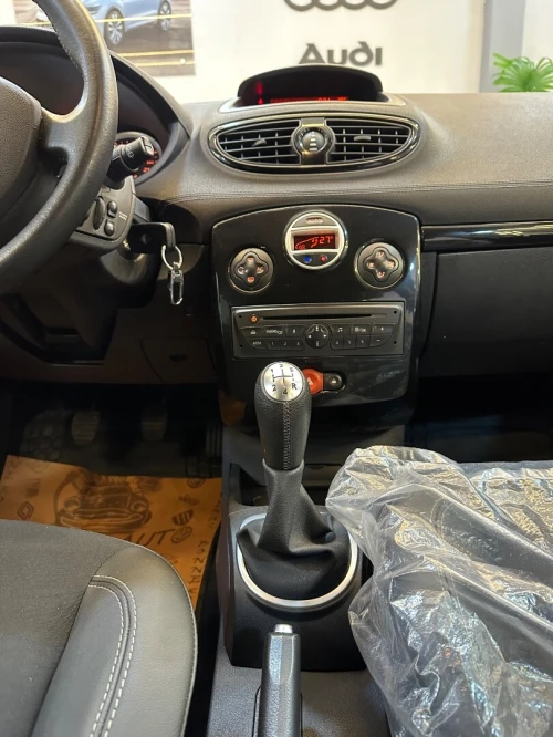 Renault Clio 3 2012 Night and Day