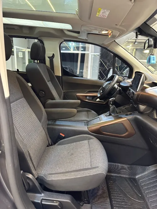 Peugeot Partner 2022 Refter