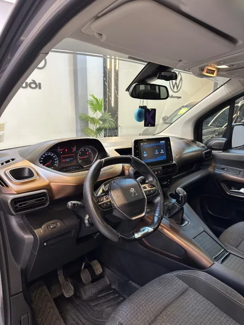 Peugeot Partner 2022 Refter