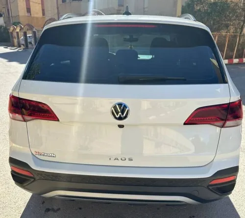 VW TAOS 2023 - Disponible à la location chez CARWISE 