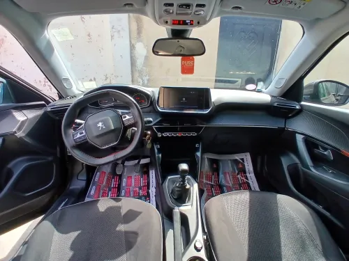 Peugeot 2008 2021 