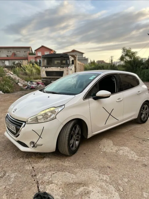 Peugeot 208 2014 Allure