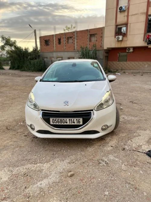 Peugeot 208 2014 Allure