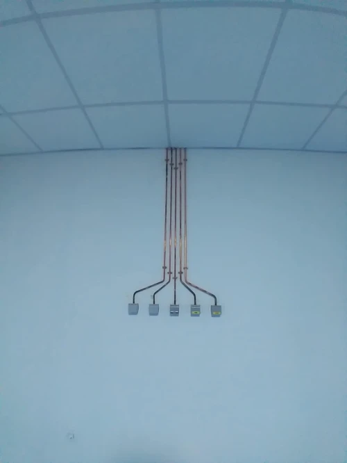 Installation prises pour fluide médicaux