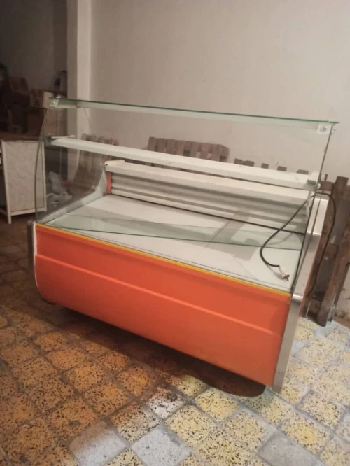 Présentoir et frigo alimentation