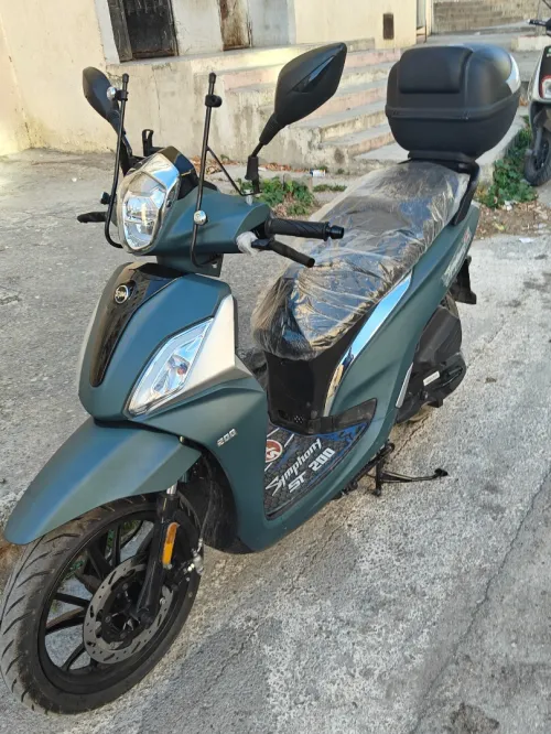 Sym St200 2025
