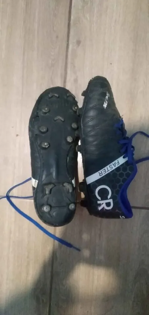 soulier foot cr7