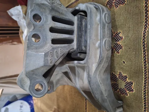 Support moteur 308 T9