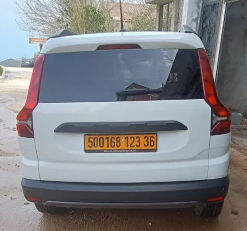 Dacia Duster 2023 