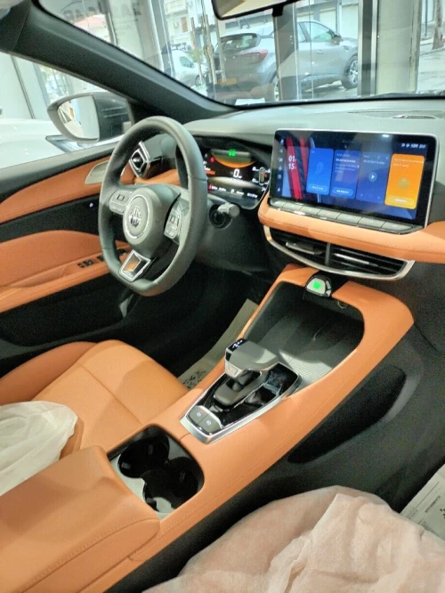 MG 5 2025 Max edition