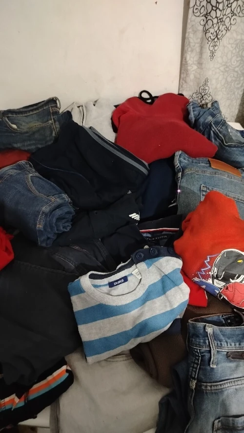 Vêtements d'occasion