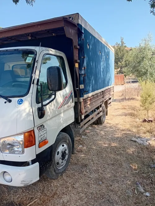 Hyundai HD65 2018