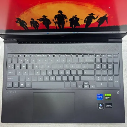 HP Victus 16 Gaming 16 pouce 165Hz i7-13650HX 16 Go de RAM 1 To SSD NVMe RTX 4060 8 Go GDDR6