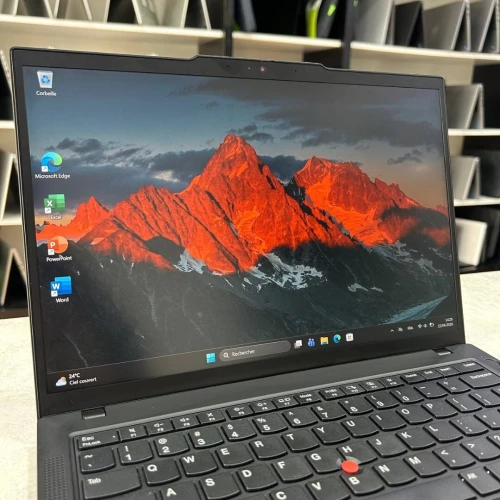 Lenovo ThinkPad T14 Ryzen 5 PRO 8540U 16 Go DDR5 256 Go SSD Radeon 740M