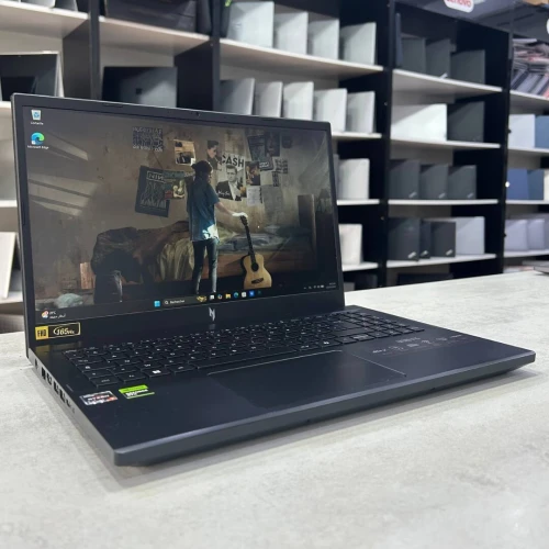 Acer Nitro V15 GAMING 15,6 pouce 165Hz quasi neuf Ryzen 7 7735HS 16 Go DDR5 512 Go SSD GeForce RTX 4060 8 Go GDDR6 VRAM