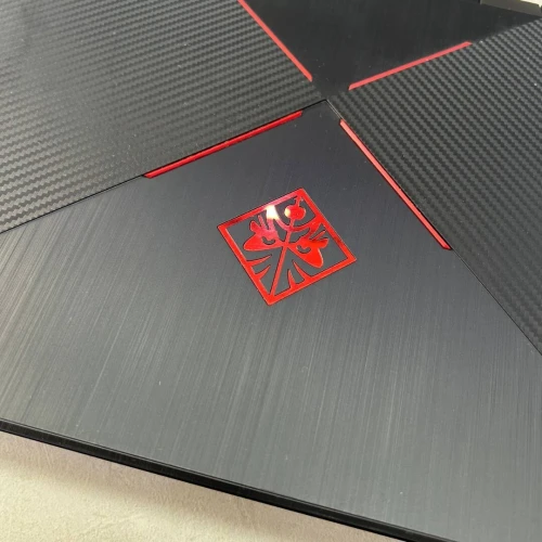 HP Omen 15 Gaming 15,6 pouce 144 Hz i5-9300H 16 Go DDR4 256 Go SSD NVMe RTX 2060 6 Go GDDR6