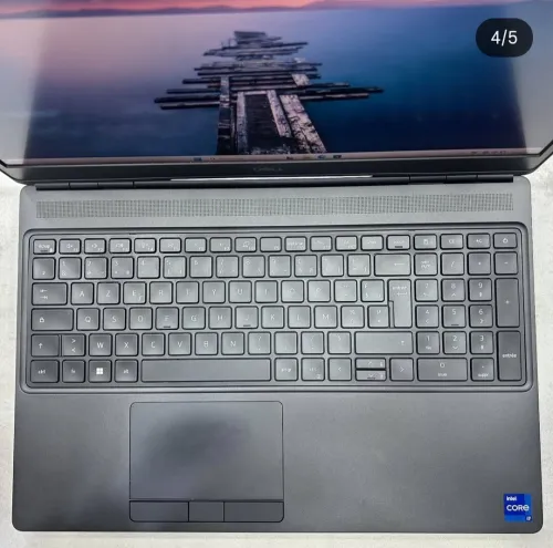 Dell Precision 7560 15,6  i7-11850H 16 Go de RAM DDR4  512 Go SSD NVMe NVIDIA RTX A2000 4 Go GDDR6