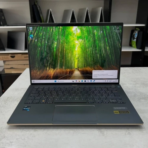 Acer Swift SF514-56T Tactile 14 pouce WUXGA i7 1260P 16Go LPDDR5 4800MT/s 512Go SSD NVMe Intel Iris Xe Graphics