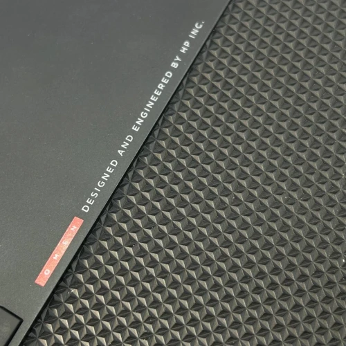 HP Omen 15 Gaming 15,6 pouce 144 Hz i5-9300H 16 Go DDR4 256 Go SSD NVMe RTX 2060 6 Go GDDR6