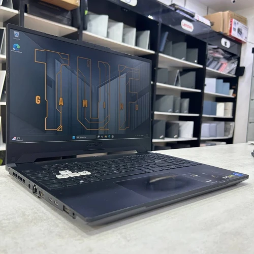 Asus TUF Gaming F15 15,6 pouce 144Hz i5-12450H 16 Go DDR5 512 Go SSD RTX 3050 (4 Go GDDR6 dédiée)