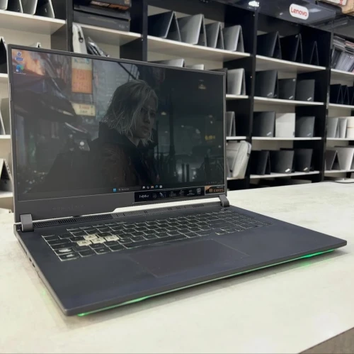 Asus ROG Strix G15 AMD Ryzen 7 5800H 16 Go de RAM 1 To SSD NVMe 15,6 pouce 144Hz GeForce RTX 3050 Ti