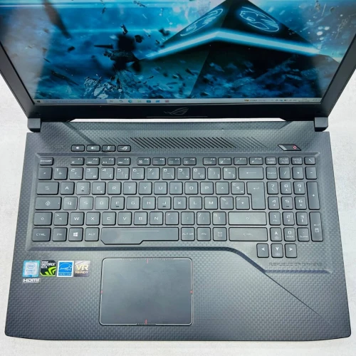 ASUS ROG Strix GL503V GAMING 15,6 pouce 120Hz i7-7700HQ 12 Go DDR4 256 Go SSD 1 To HDD NVIDIA GeForce GTX 1060 6 Go GDDR5