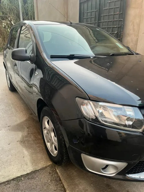 Dacia Sandero 2015 Laureate 