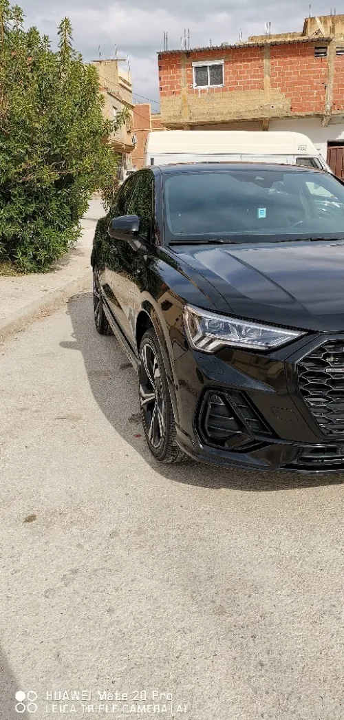 Audi Q3 2024 S line quattro