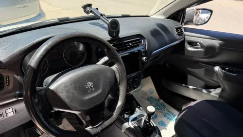 Peugeot 301 2013 301