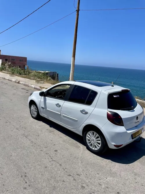 Renault Clio 3 2010 Exception