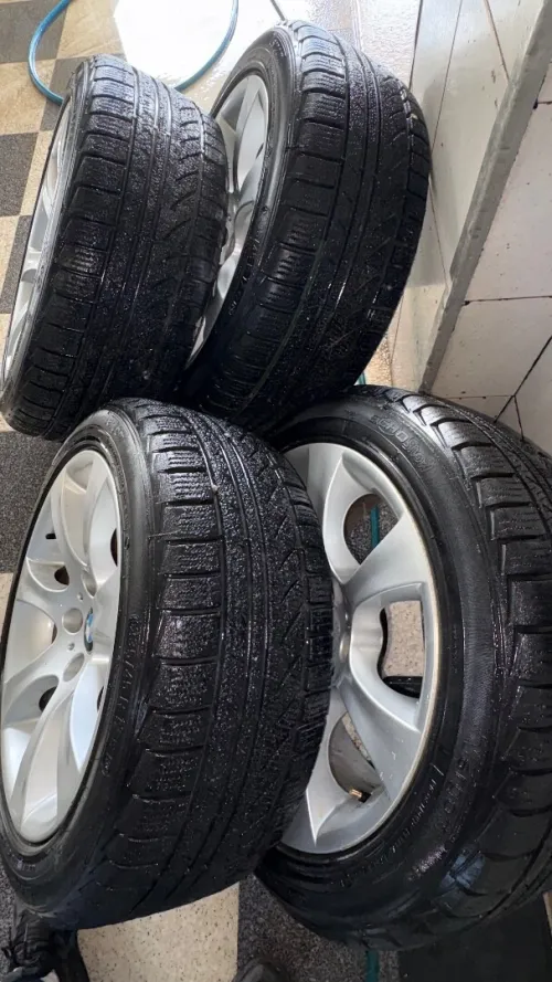 Bmw e60 pneus et jantes
