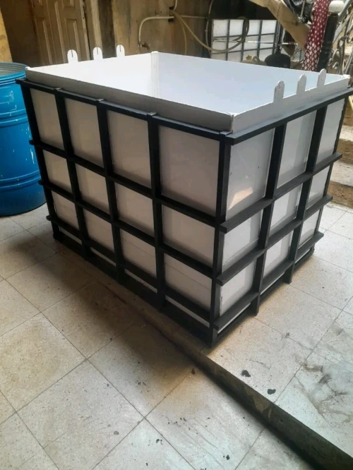 Fabrication des cuves en plastique (bac de retention,bac de chromage..) par Soudage plastique