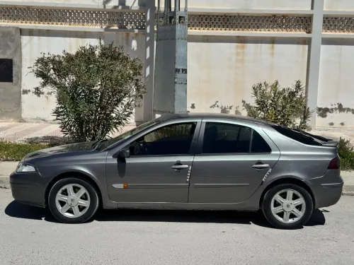 Renault Laguna 2002 Initail paris