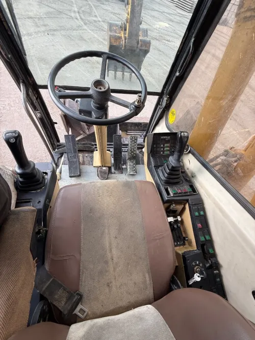 Caterpillar M318 1998