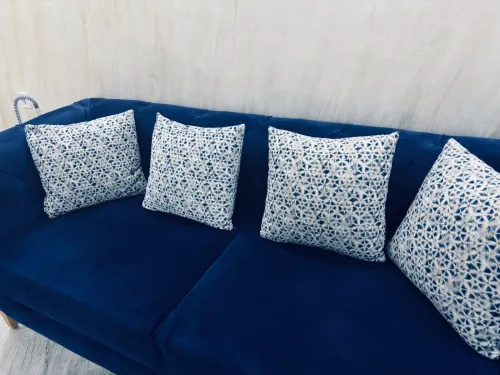 Salon bleu roi