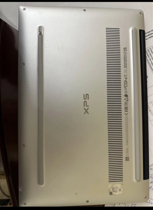DELL XPS 13 9305