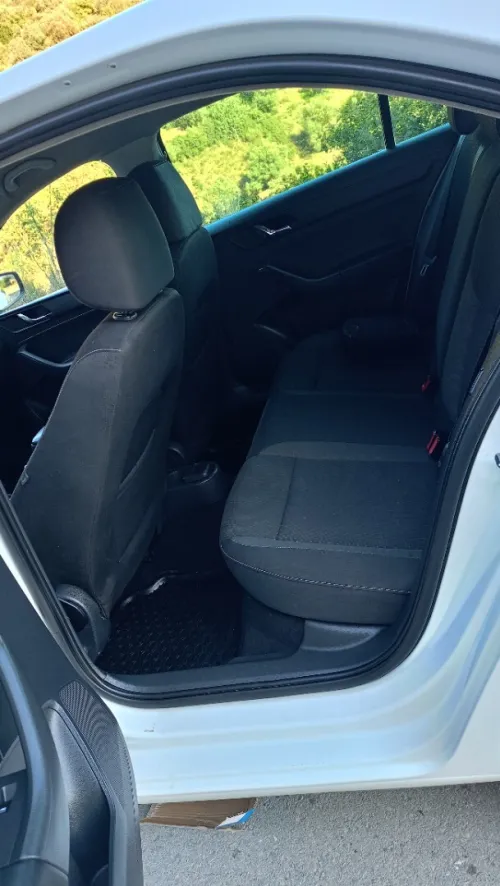Skoda Rapid 2015 Ambition