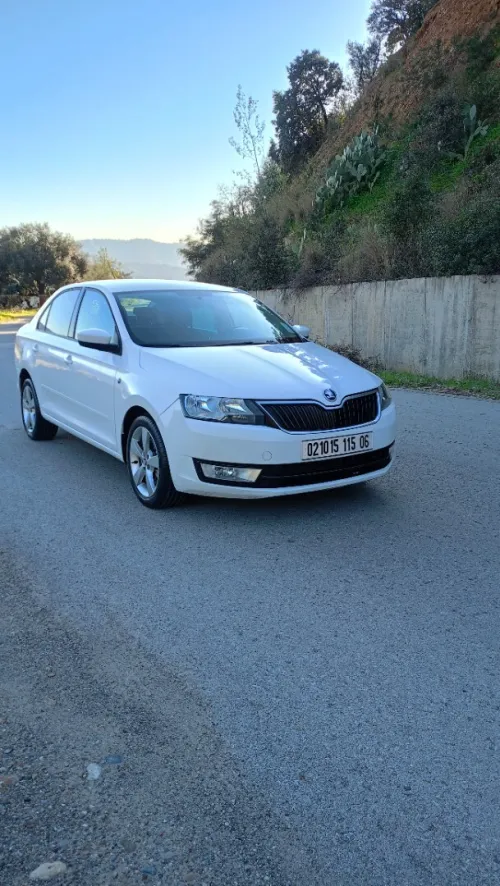 Skoda Rapid 2015 Ambition