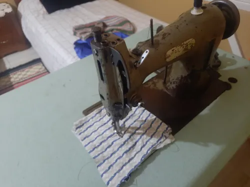 Machine à coudre