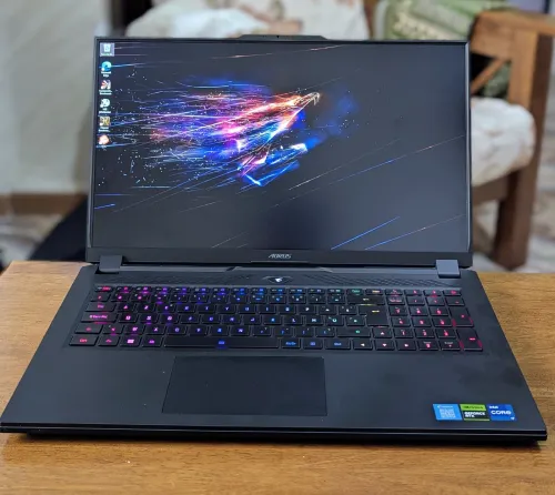 Laptop GIGABYTE AOERUS RTX 4080 12GB