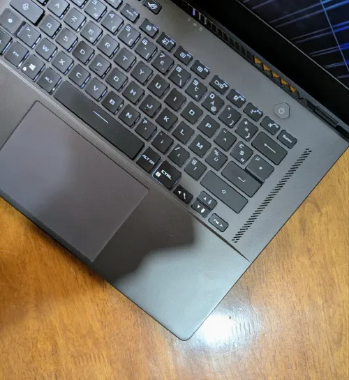 ASUS ROG ZEPHYRUS G15 // RTX 3060 // R7 5800// 2K 165HZ