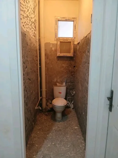 ديكباج بيكاج تكسير الجدران والبلاط 