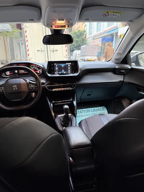 Peugeot 208 2022 Allure