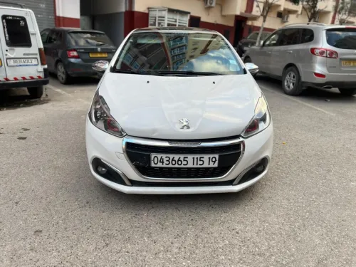 Peugeot 208 2015 Access Facelift