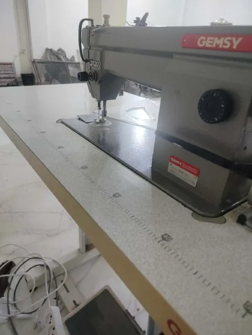 Machine à coudre gemsy