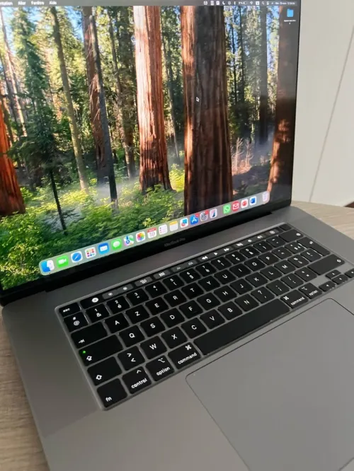 Macbook pro 16 2019 touchbar